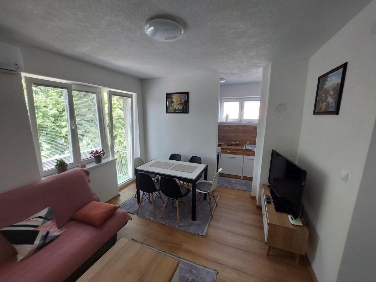 Apartman "Medeni" Bihać Esterno foto