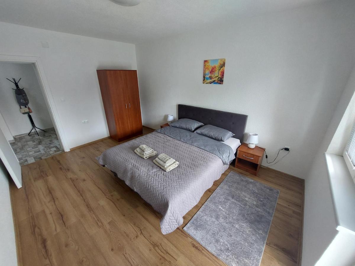 Apartman "Medeni" Bihać Esterno foto