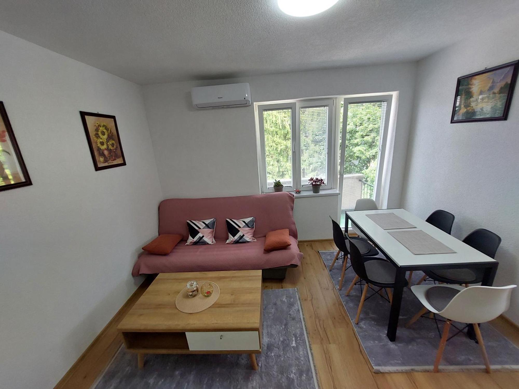 Apartman "Medeni" Bihać Esterno foto